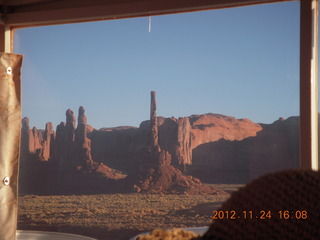 430 83q. Monument Valley tour