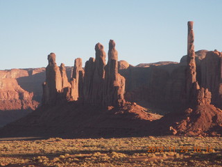 440 83q. Monument Valley tour