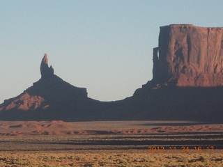 446 83q. Monument Valley tour