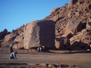 450 83q. Monument Valley tour - cube rock