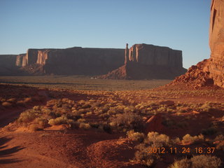 470 83q. Monument Valley tour