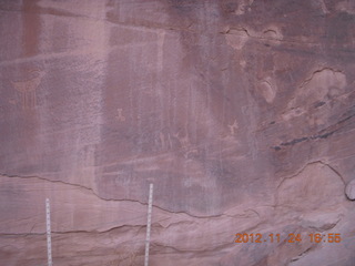 496 83q. Monument Valley tour - petroglyphs