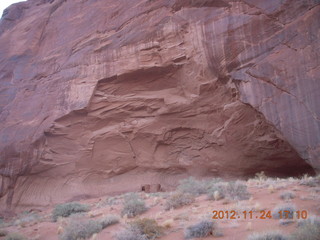 508 83q. Monument Valley tour - ancient dwellings