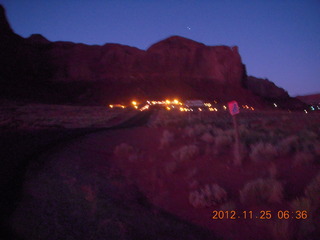 519 83r. Monument Valley - dawn