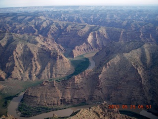 23 89r. aerial - south of San Wash