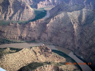 24 89r. aerial - south of San Wash