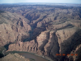 25 89r. aerial - south of San Wash