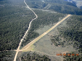 62 89r. aerial - Moon Ridge airstrip