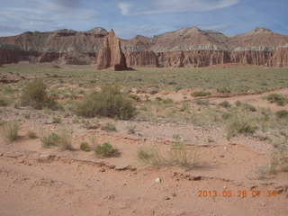 65 89u. Caineville Wash Road - Temple of the Sun