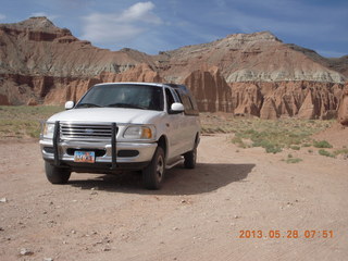 81 89u. Caineville Wash Road - LaVar's truck