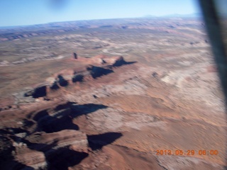 4 89v. aerial - Canyonlands