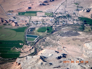 10 89v. aerial - Hanksville
