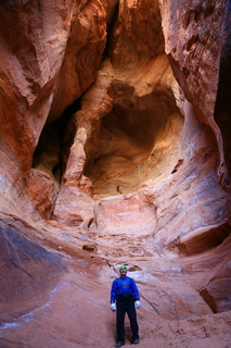61 8gv. Cave Valley hike - our echo cave - Adam