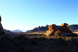 76 8gv. Cave Valley hike