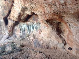 94 8gv. Cave Valley hike - second cave