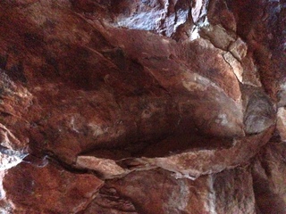 104 8gv. Cave Valley hike - second cave - petroglyphs