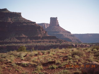 77 8mf. White Rim Road