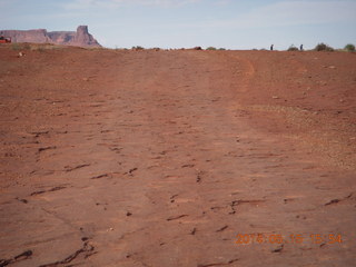 311 8mf. Canyonlands National Park - White Rim Road drive