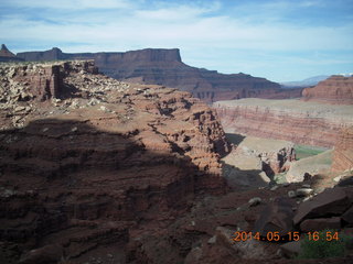 353 8mf. Canyonlands National Park - White Rim Road drive