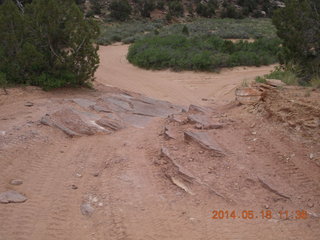 182 8mj. Canyonlands National Park - Needles - Elephant Hill + Chesler Park hike - rugged Jeep road