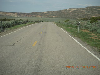 410 8mj. drive from Needles to Moab