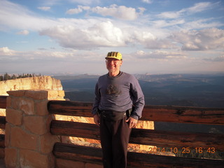 92 8sr. Bryce Canyon - Yovimpa Point  + Adam