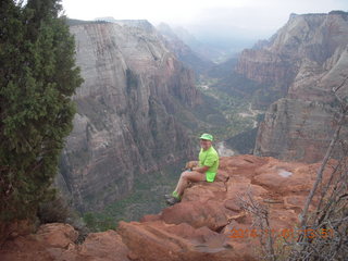 93 8t1. Zion National Park - Observation Point hike- summit - Adam
