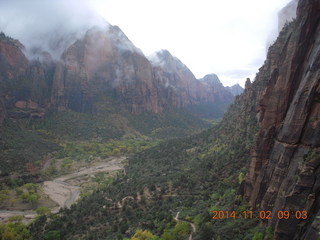 44 8t2. Zion National Park Angels Landing hike