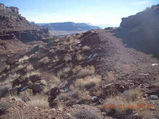 35 8v4. Canyonlands National Park - Lathrop trail hike