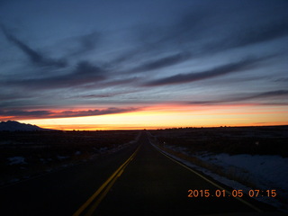 8 8v5. sunrise drive to Dead Horse Point State Park