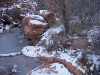 18 8v6. Porcupine Rim mountain-biking trail hike
