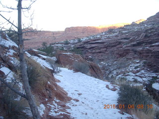 52 8v6. Porcupine Rim mountain-biking trail hike