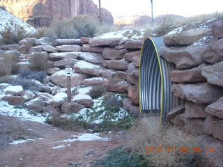 68 8v6. Porcupine Rim mountain-biking trail hike - bike tunnel