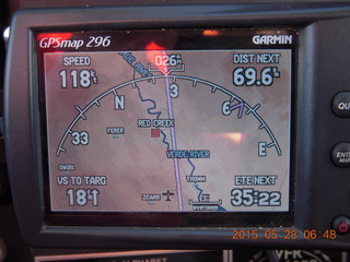 5 8zu. follow the magenta line with a tailwind