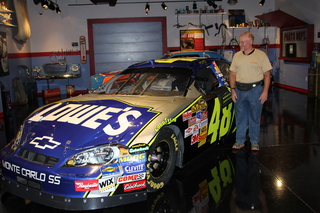 274 8zv. Gateway car museum - Lowe's race car - Adam