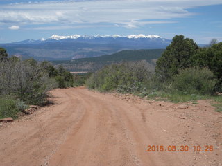 107 8zw. drive to Calamity Mine - LaSalle Mountains