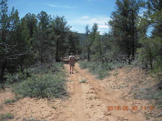 126 8zw. drive to Calamity Mine - very tough side road - Shaun walking