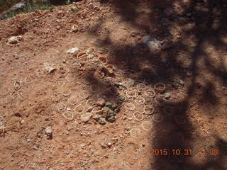 15 94x. Bryce Canyon - Peek-a-Boo loop - funky round things