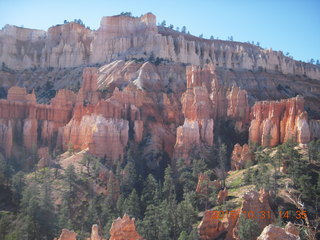 25 94x. Bryce Canyon - Peek-a-Boo loop