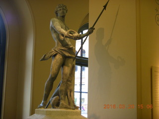 162 99l. London Victoria and Albert (V&A)