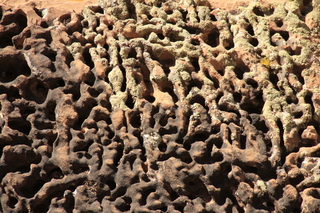 96 9cj. Zeb's dinosaur tour - cool rock