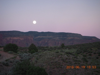 430 9ck. Gateway Canyon Resort - moonrise`