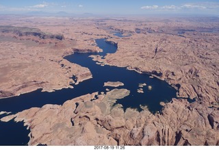 91 9sk. aerial - Lake Powell