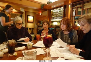 Tovey seder