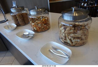 6 a0e. the tongs are used when somebody is watching