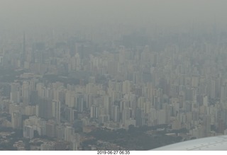 23 a0e. airline flights from Rio de Janeiro to Iguazu - Sao Paulo