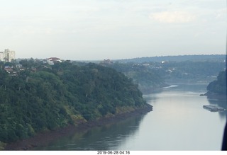 18 a0e. drive to falls - river