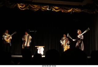 88 a0e. Buenos Aires - Tango show