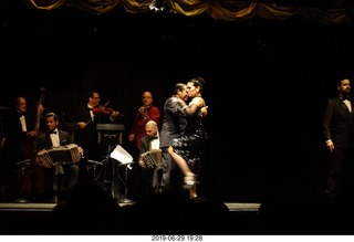 139 a0e. Buenos Aires - Tango show