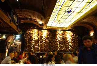 165 a0e. Buenos Aires - restaurant